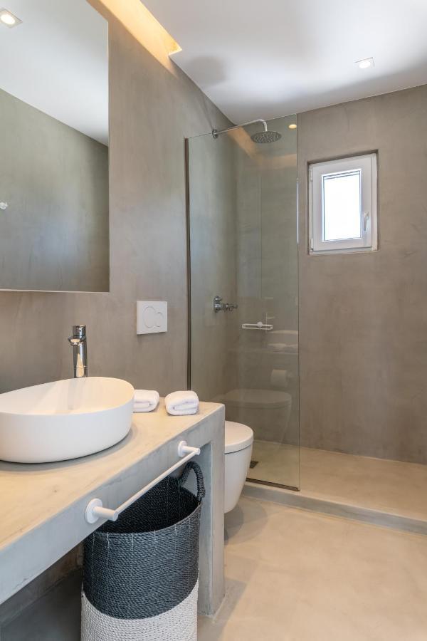 Villa In Mykonos - 6 Bedroom - 1Km From Mykonos Town - Infinity Pool - Sunset View ภายนอก รูปภาพ